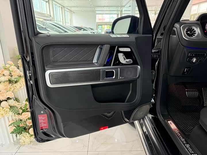Mercedes-Benz G-Class G 500