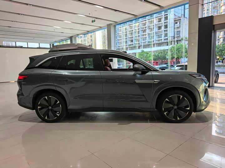 BYD Tang L DM 175 km Drone Player