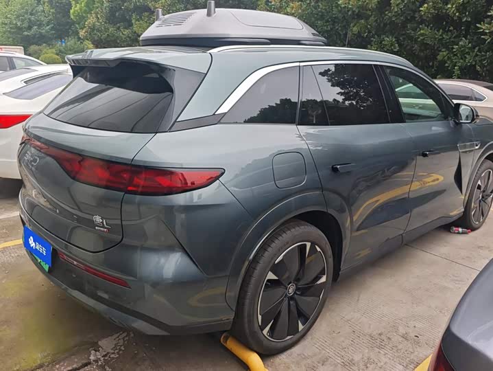 BYD Tang L DM 175 km Drone Player