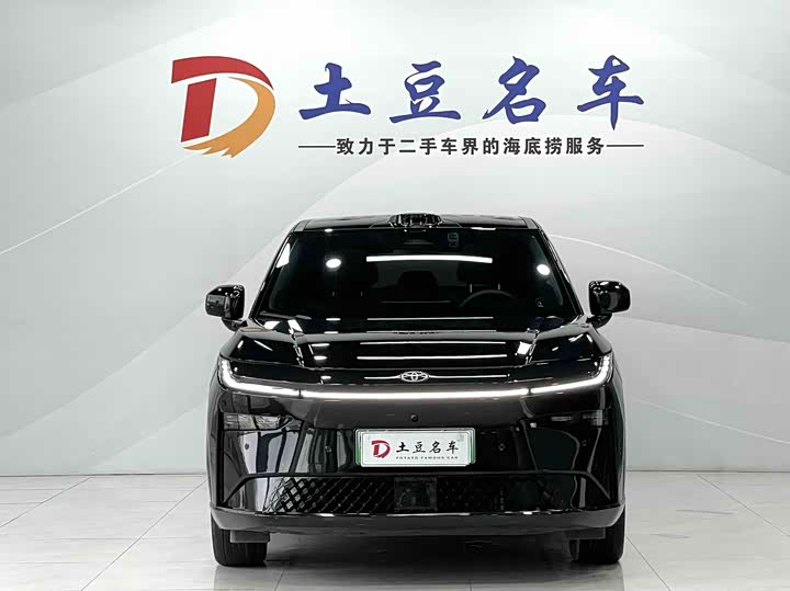 Toyota Bozhi 3X