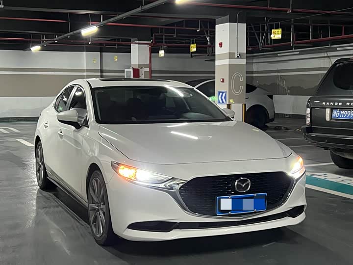 Mazda 3 Axela
