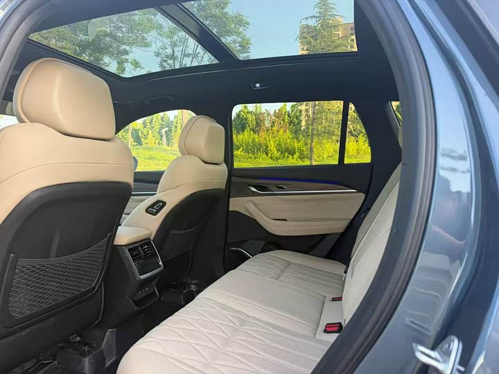 Geely Xingyue L Dongfangyao