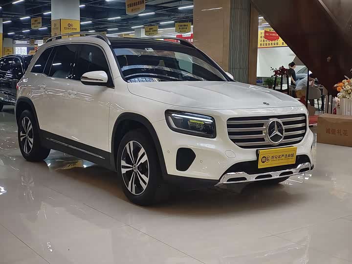 Mercedes-Benz GLB 200 Fashion