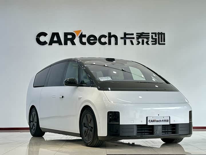 Li Auto MEGA Home Family Special Edition