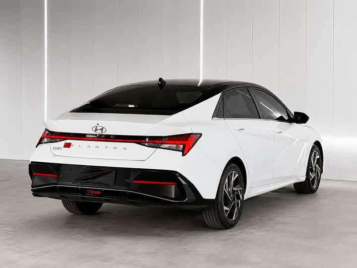 Beijing Hyundai Elantra 1.5 CVT LUX Premium