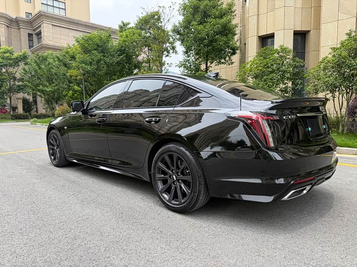 Cadillac CT5 28T Premium