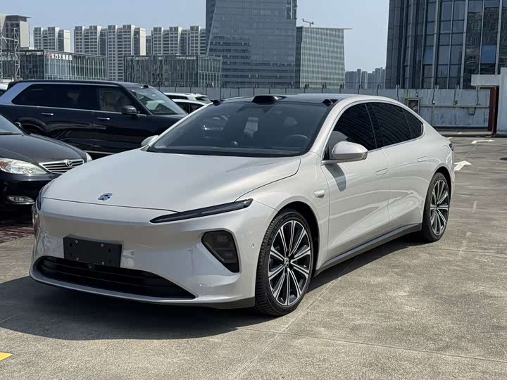 Nio ET7