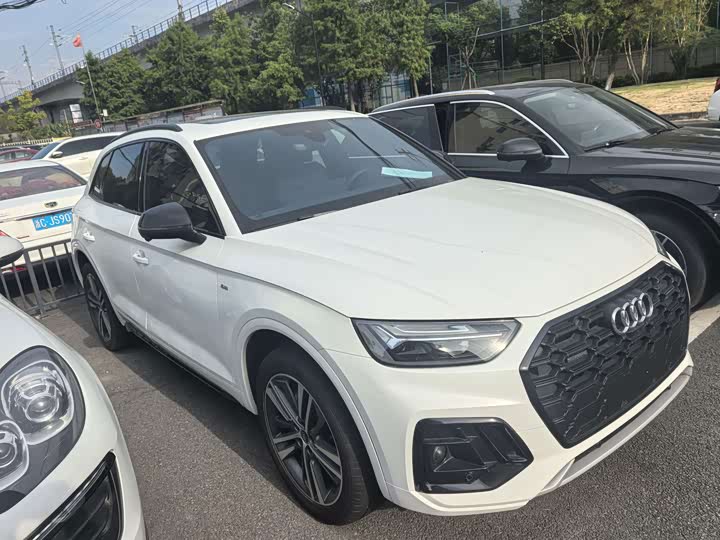 Audi Q5L 40T Style Sport