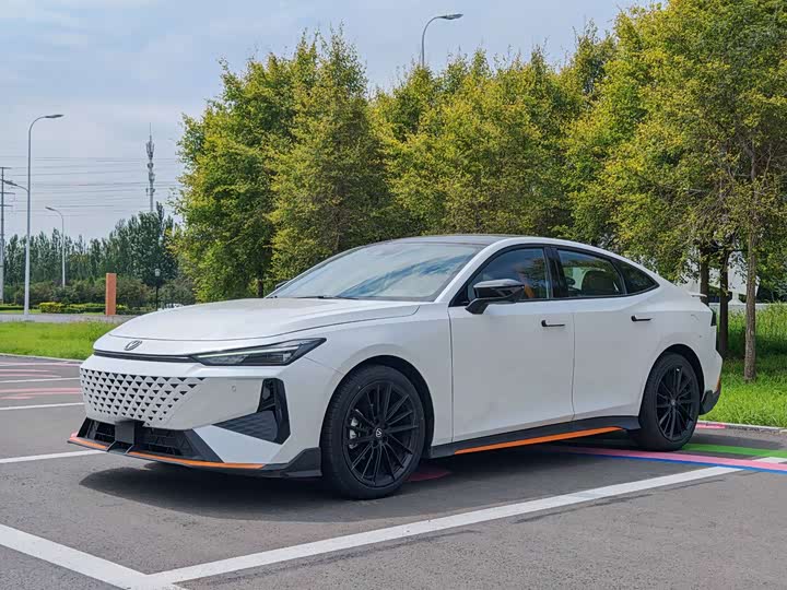 Changan UNI-V