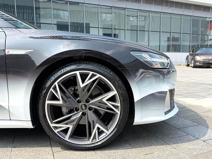 Audi A7L 45 TFSI S line Dream Edition Crystal Package
