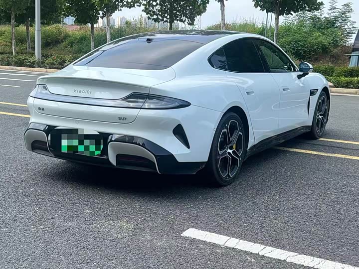 Xiaomi SU7