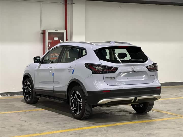 Nissan Qashqai Honor