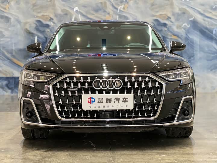 Audi A8L 55 TFSI quattro Flagship
