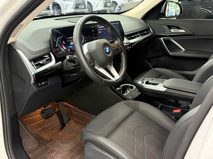BMW X1 s Drive20Li X Design Package
