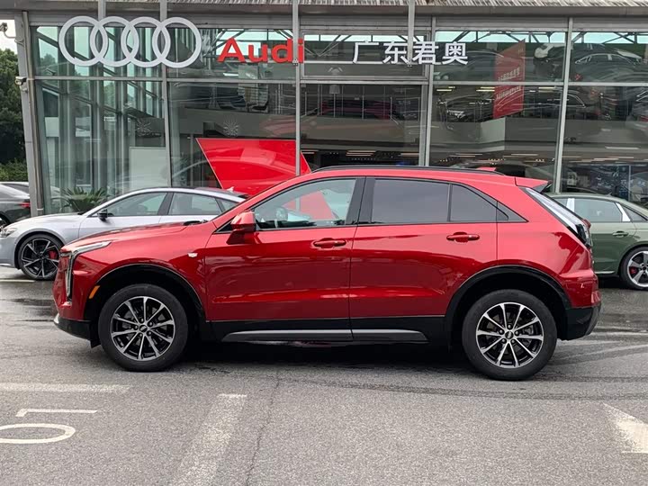 Cadillac XT4 28T