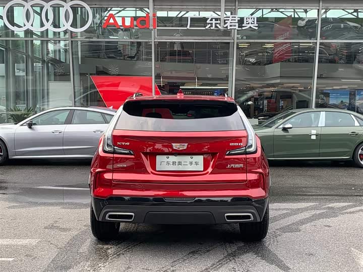 Cadillac XT4 28T