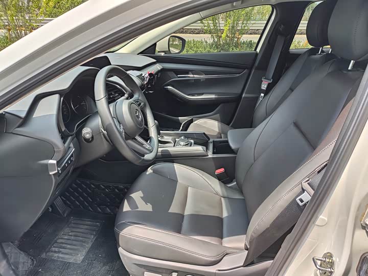 Mazda 3 Axela