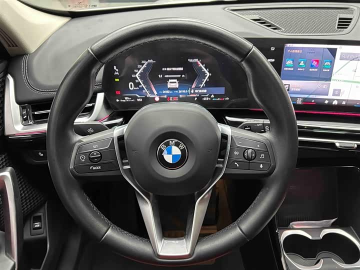 BMW X1 s Drive20Li X Design Package