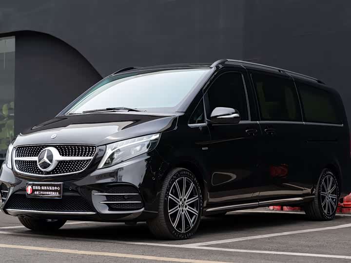 Mercedes-Benz V-Class V 260 L LWB Luxury