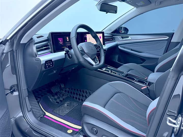 Volkswagen Lamando L