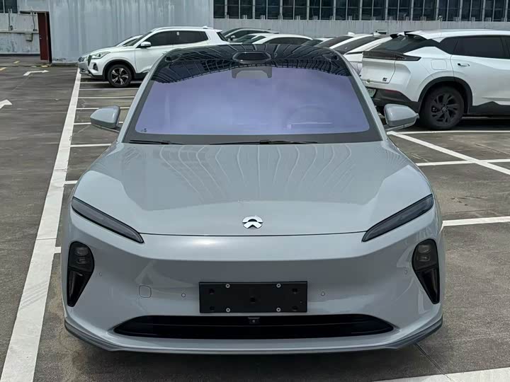 Nio ET5T