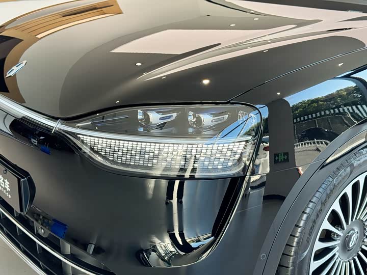 Aito M9 EREV Ultra 52 kWh 6-Seater (192-Line LiDAR)