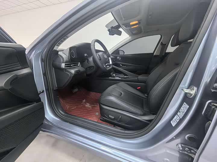 Beijing Hyundai Elantra 1.5 CVT LUX Premium