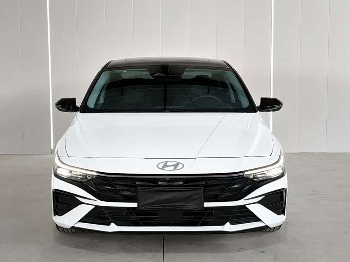 Beijing Hyundai Elantra 1.5 CVT LUX Premium