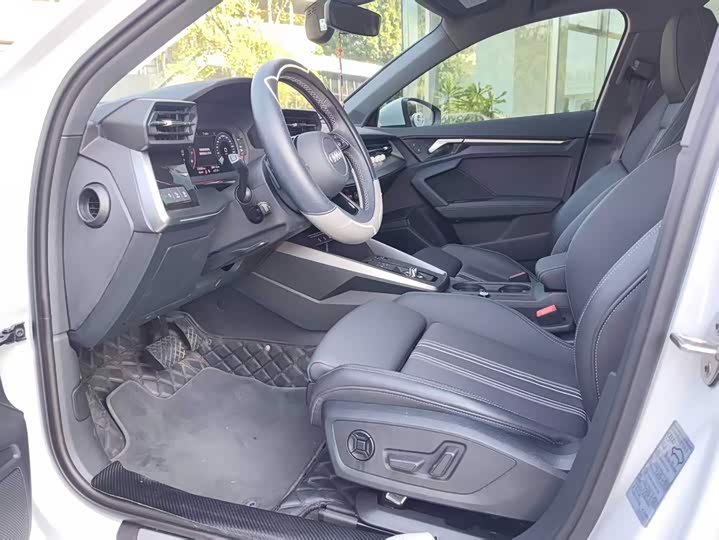 Audi A3L Limousine 35 TFSI Sport