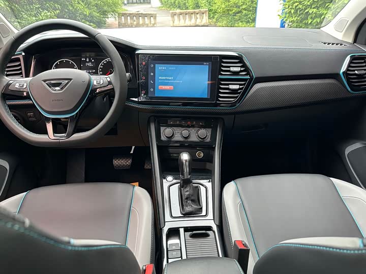 Volkswagen Jetta VS5
