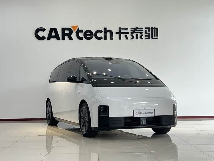 Li Auto MEGA Home Family Special Edition