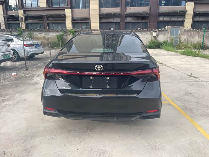 Toyota Avalon