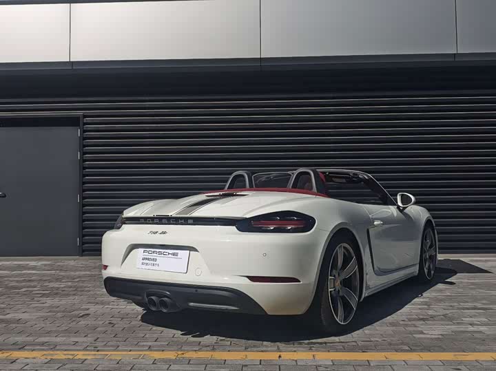 Porsche 718