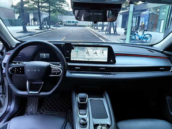 Chery Arrizo 8