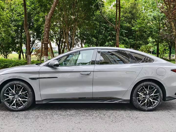 BYD Han DM-i 125 km LiDAR Smart Drive