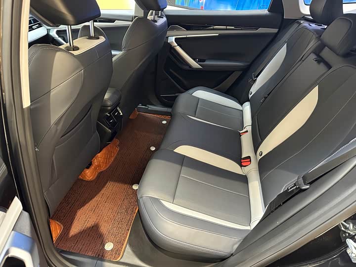Geely Boyue L
