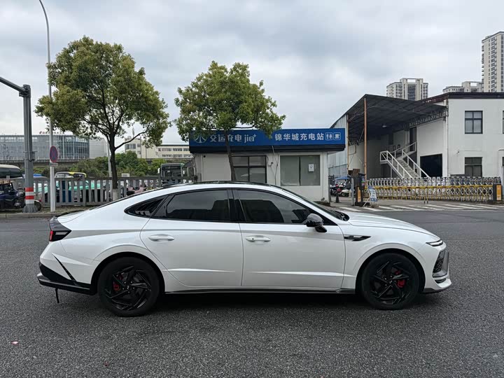 Beijing Hyundai Sonata