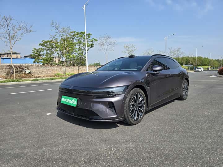 Zeekr 007 GT