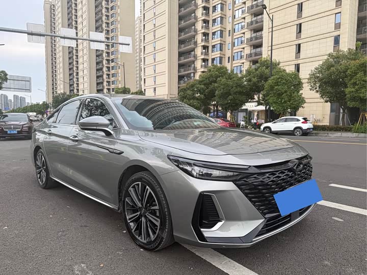Chery Arrizo 8