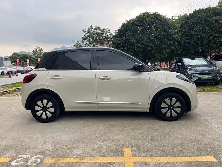 Wuling Bingo 333 km Lingxi Connected