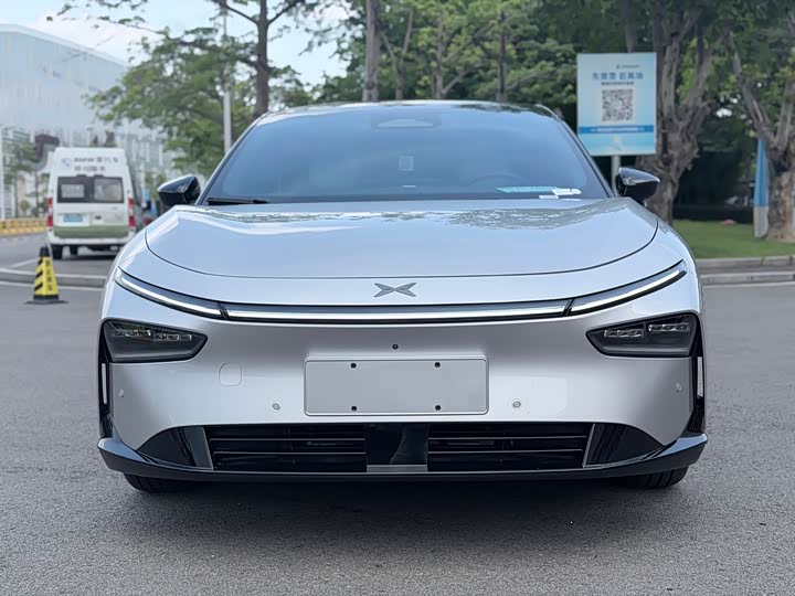 XPeng P7+