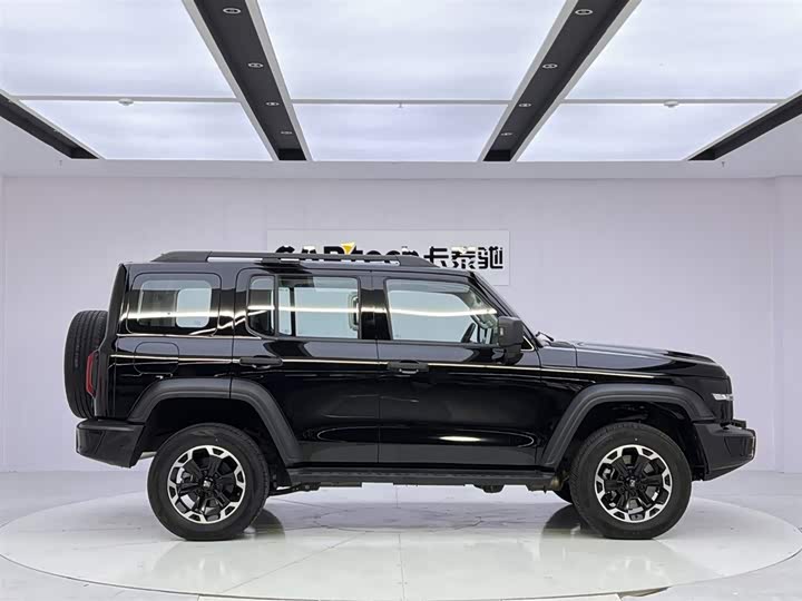 Great Wall Tank 300 New Energy Hi4-T 37.1 kWh