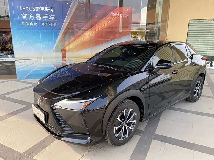 Lexus RZ