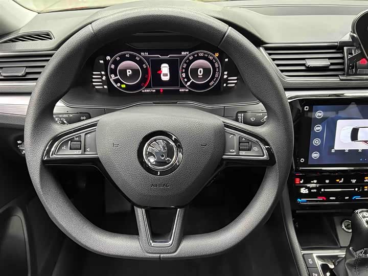 Volkswagen Skoda Superb TSI280 DSG Premium