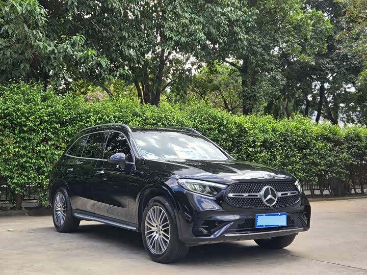 Mercedes-Benz GLC 260 L 4MATIC Dynamic 5-Seater