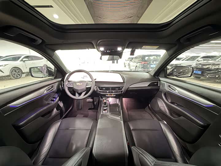 Cadillac CT5 28T Luxury Pro
