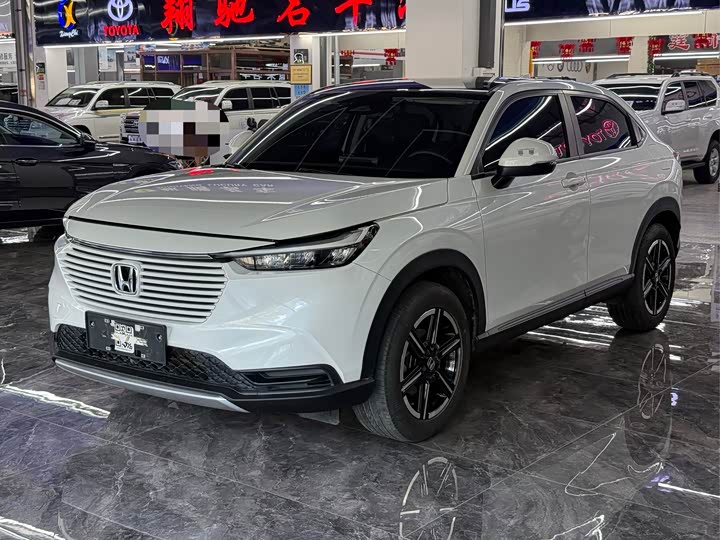 Honda Vezel 1.5 CVT Tech