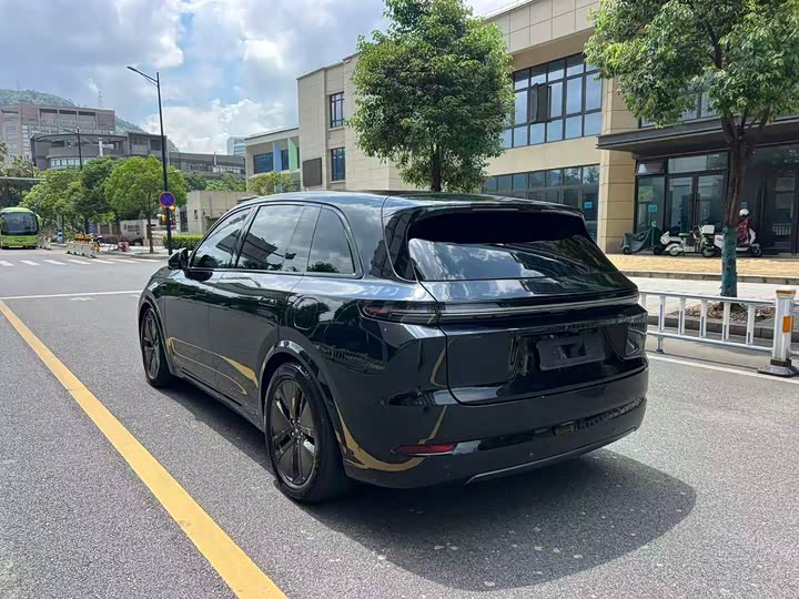 Li Auto L7 MAX