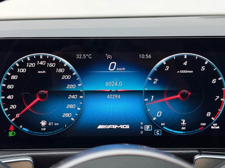 Mercedes-Benz AMG GLB 35 4MATIC