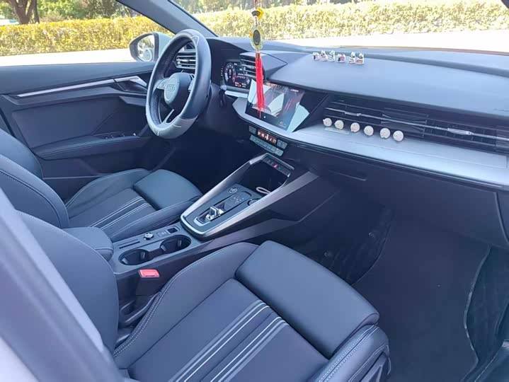 Audi A3L Limousine 35 TFSI Sport